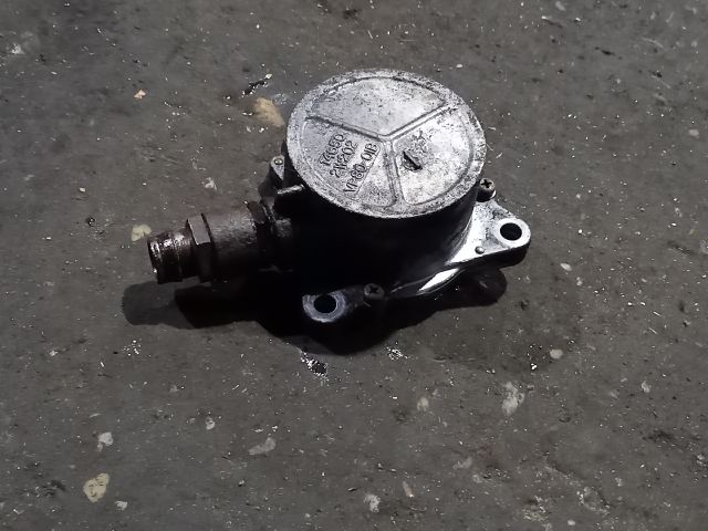 bontott RENAULT MASTER Vákumpumpa