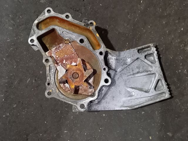 bontott RENAULT MASTER Vízpumpa