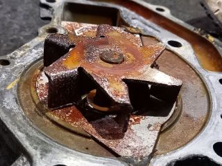 bontott RENAULT MASTER Vízpumpa