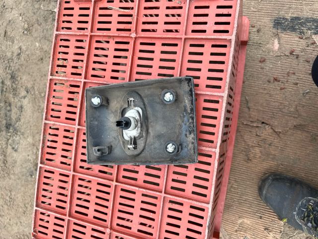 bontott RENAULT MASTER Bal B Oszlop Díszléc