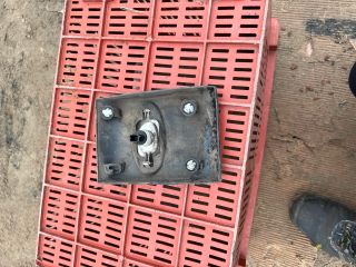 bontott RENAULT MASTER Bal B Oszlop Díszléc