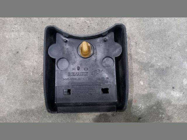 bontott RENAULT MASTER Bal B Oszlop Díszléc