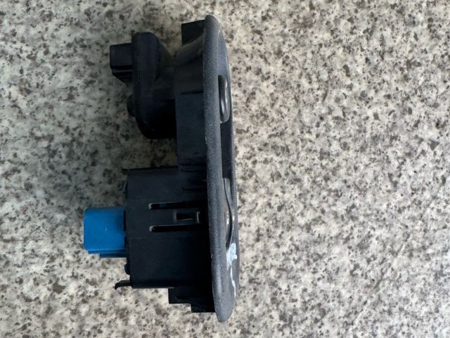 bontott RENAULT MASTER Bal első Ablakemelő Kapcsoló