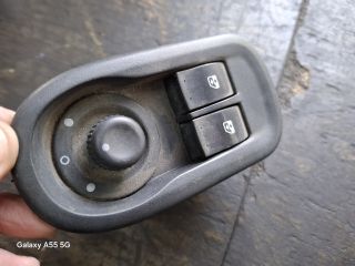 bontott RENAULT MASTER Bal első Ablakemelő Kapcsoló