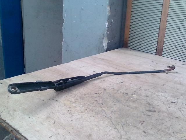 bontott RENAULT MASTER Bal első Ablaktörlő Kar