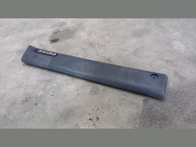 bontott RENAULT MASTER Bal első Ajtó Díszléc