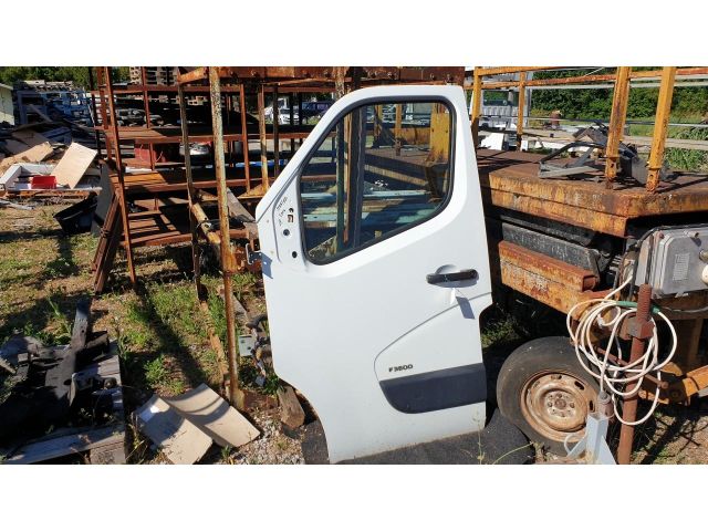 bontott RENAULT MASTER Bal első Ajtó (Részeivel)