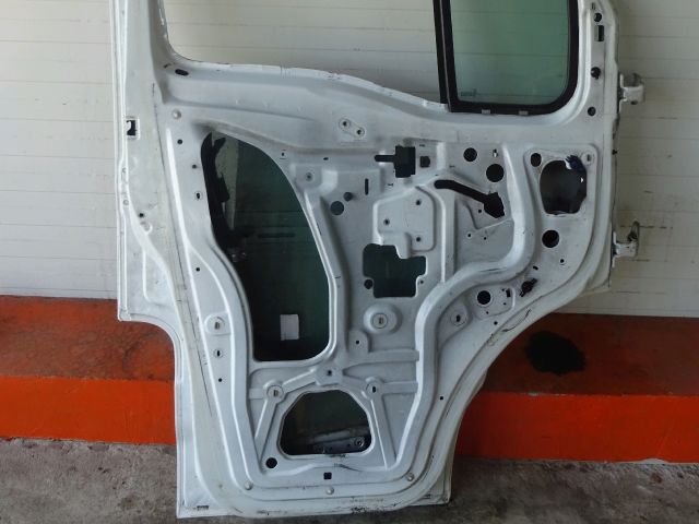 bontott RENAULT MASTER Bal első Ajtó (Üres lemez)