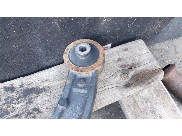 bontott RENAULT MASTER Bal első Alsó Lengőkar