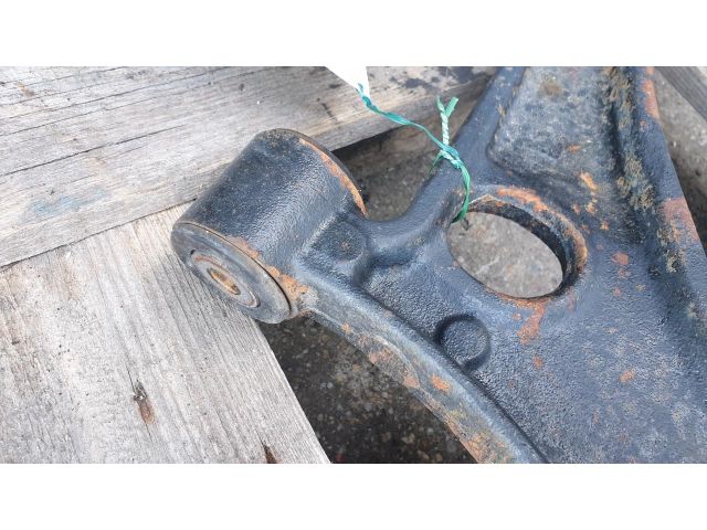 bontott RENAULT MASTER Bal első Alsó Lengőkar