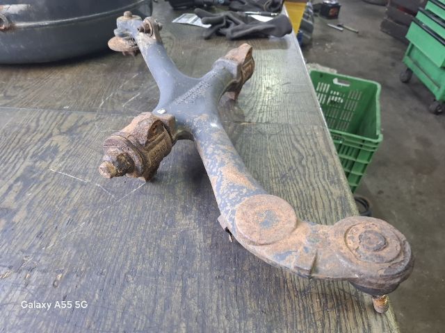 bontott RENAULT MASTER Bal első Felső Első Lengőkar