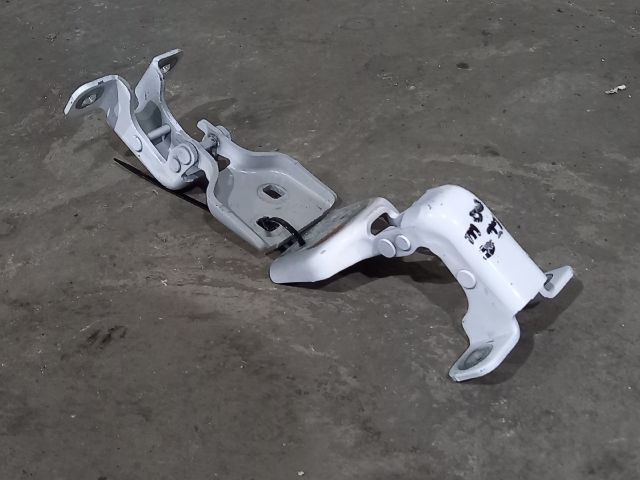 bontott RENAULT MASTER Bal első Felső Zsanér