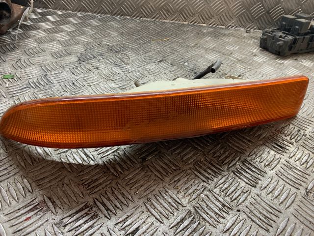 bontott RENAULT MASTER Bal első Irányjelző