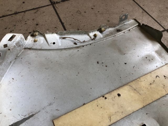 bontott RENAULT MASTER Bal első Sárvédő