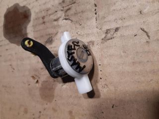 bontott RENAULT MASTER Bal első Zárbetét