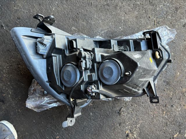 bontott RENAULT MASTER Bal Fényszóró