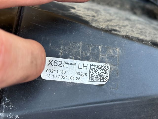 bontott RENAULT MASTER Bal Fényszóró