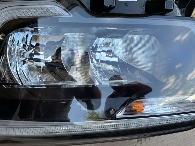 bontott RENAULT MASTER Bal Fényszóró