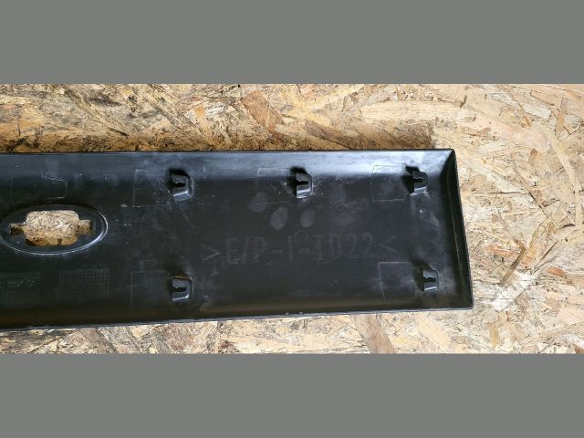 bontott RENAULT MASTER Bal hátsó Ajtó Díszléc