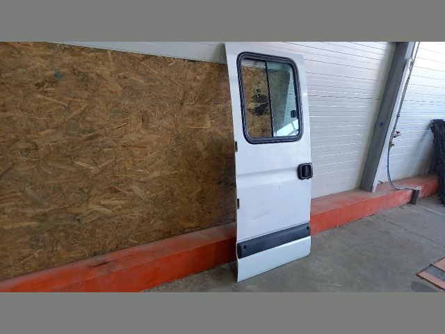 bontott RENAULT MASTER Bal hátsó Ajtó (Üres lemez)
