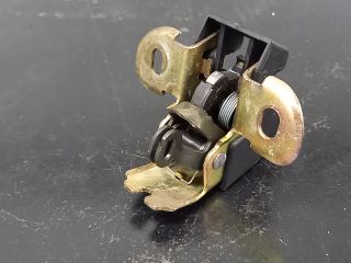 bontott RENAULT MASTER Bal hátsó Ajtózár