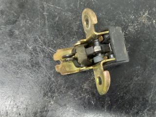 bontott RENAULT MASTER Bal hátsó Ajtózár