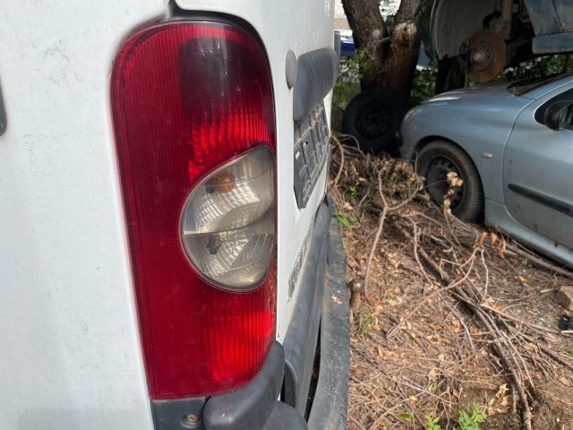 bontott RENAULT MASTER Bal Hátsó Lámpa