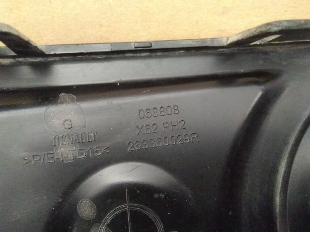 bontott RENAULT MASTER Bal Ködlámpa Rács