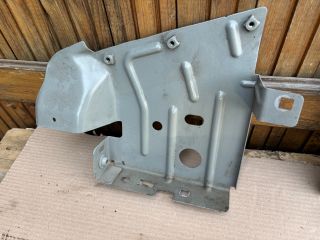 bontott RENAULT MASTER Bal Sárvédő Oldaltartó