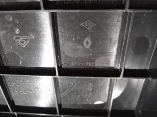 bontott RENAULT MASTER Biztosítéktábla Fedél