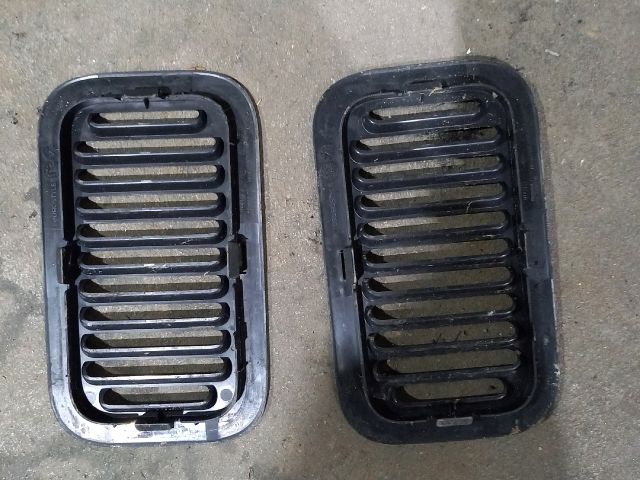 bontott RENAULT MASTER Csomagtér Szellőző Hátsó