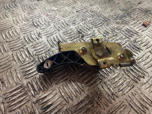 bontott RENAULT MASTER Csomagtérajtó Kilincs