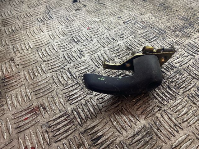 bontott RENAULT MASTER Csomagtérajtó Kilincs