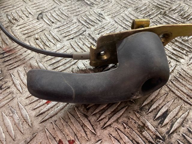 bontott RENAULT MASTER Csomagtérajtó Kilincs