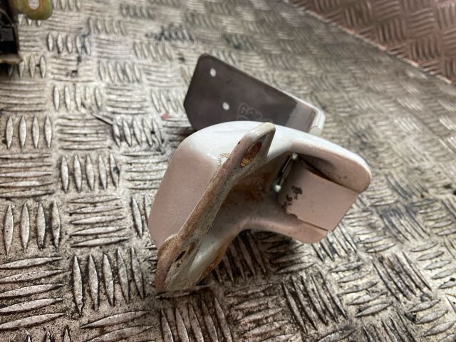 bontott RENAULT MASTER Csomagtérajtó Ütköző