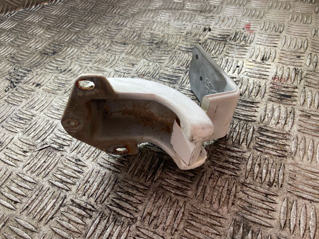 bontott RENAULT MASTER Csomagtérajtó Ütköző