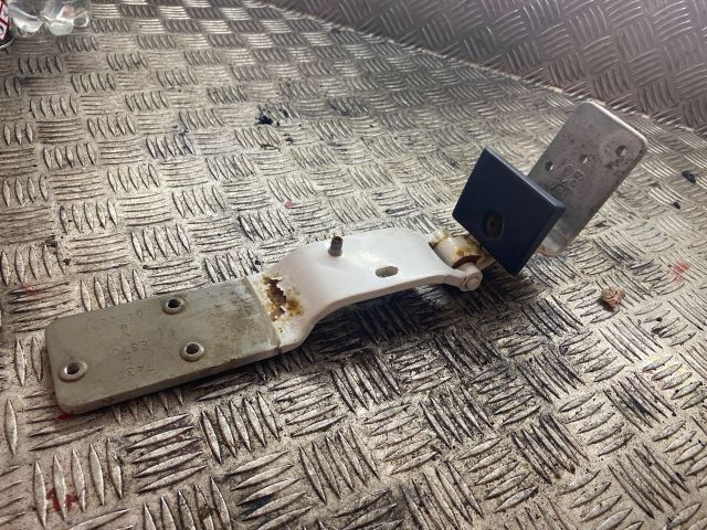 bontott RENAULT MASTER Csomagtérajtó Zsanér