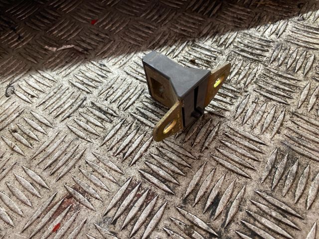 bontott RENAULT MASTER Csomagtérajtó Zsanér