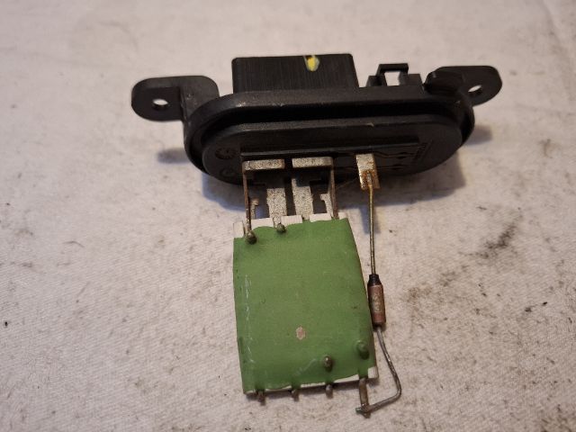 bontott RENAULT MASTER Előtét Ellenállás Fűtőmotor