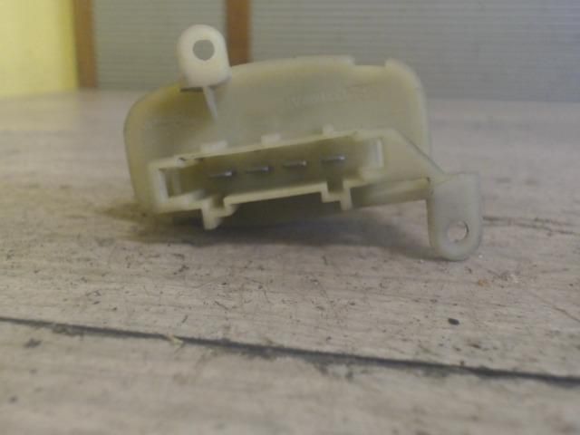 bontott RENAULT MASTER Előtét Ellenállás Fűtőmotor