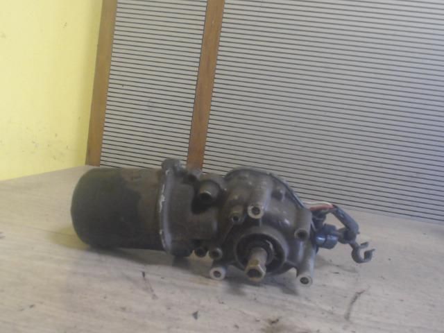 bontott RENAULT MASTER Első Ablaktörlő Motor