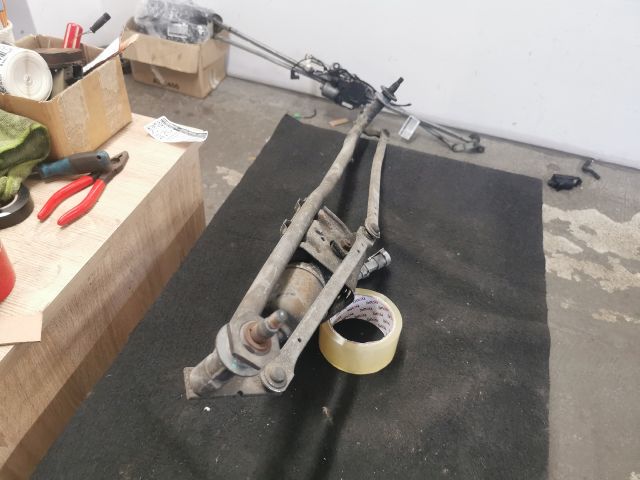 bontott RENAULT MASTER Első Ablaktörlő Szerkezet Motorral