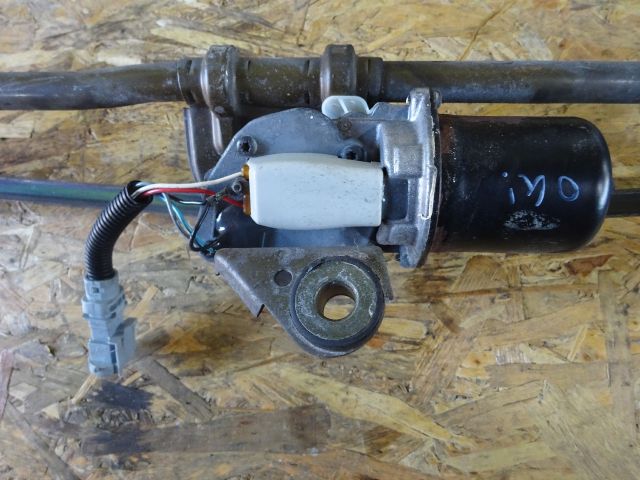 bontott RENAULT MASTER Első Ablaktörlő Szerkezet Motorral