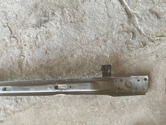 bontott RENAULT MASTER Első Lökhárító Merevítő (Fém)