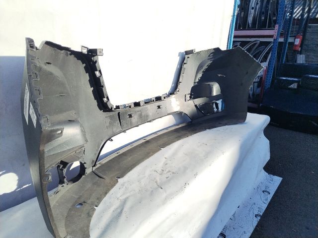 bontott RENAULT MASTER Első Lökhárító (Üresen)