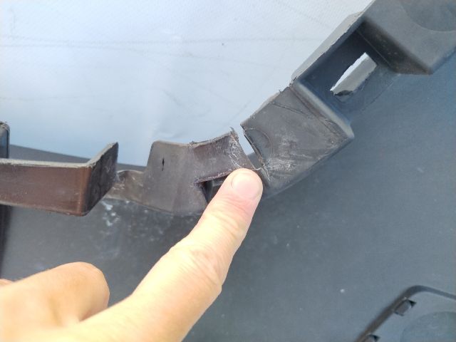 bontott RENAULT MASTER Első Lökhárító (Üresen)