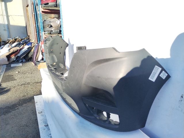 bontott RENAULT MASTER Első Lökhárító (Üresen)