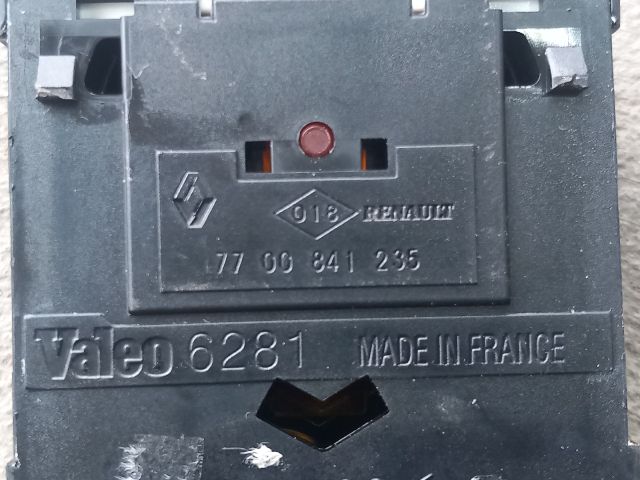 bontott RENAULT MASTER Fényszórómagasság Állító Kapcsoló