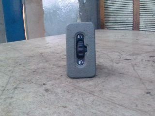 bontott RENAULT MASTER Fényszórómagasság Állító Kapcsoló