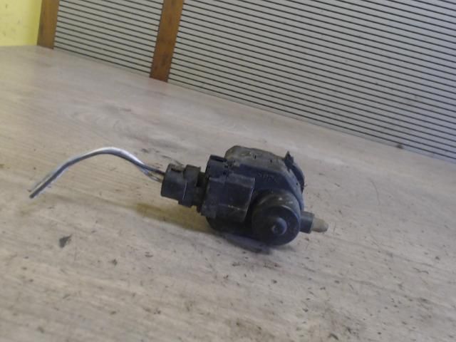 bontott RENAULT MASTER Fényszórómagasság Állító Motor Jobb